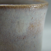 唐津ぐい飲み－斑唐津